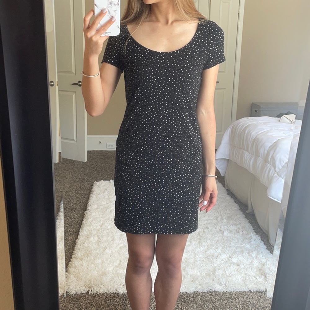 H&M Polka Dot Basic Scoop Neck Mini Dress